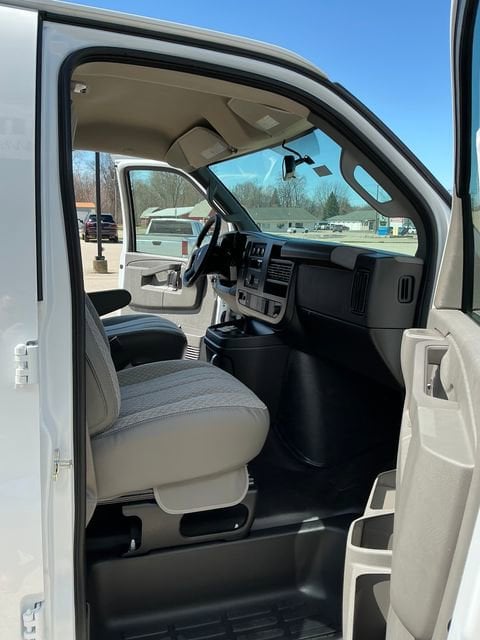 2026 Chevrolet Express Cargo Work Van - Photo 12