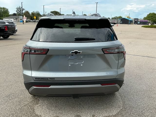2027 Chevrolet Equinox LT - Photo 24