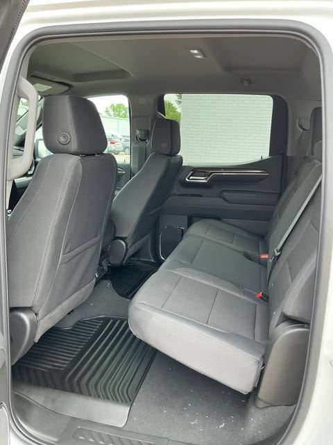 2026 Chevrolet Silverado 1500 LT - Photo 15