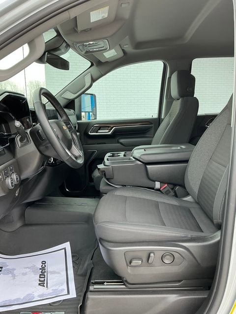 2024 Chevrolet Silverado 2500HD LT - Photo 10