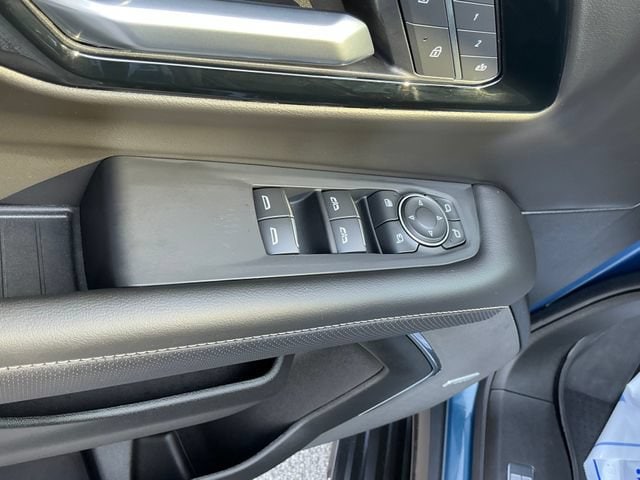 2025 Chevrolet Suburban Premier - Photo 6
