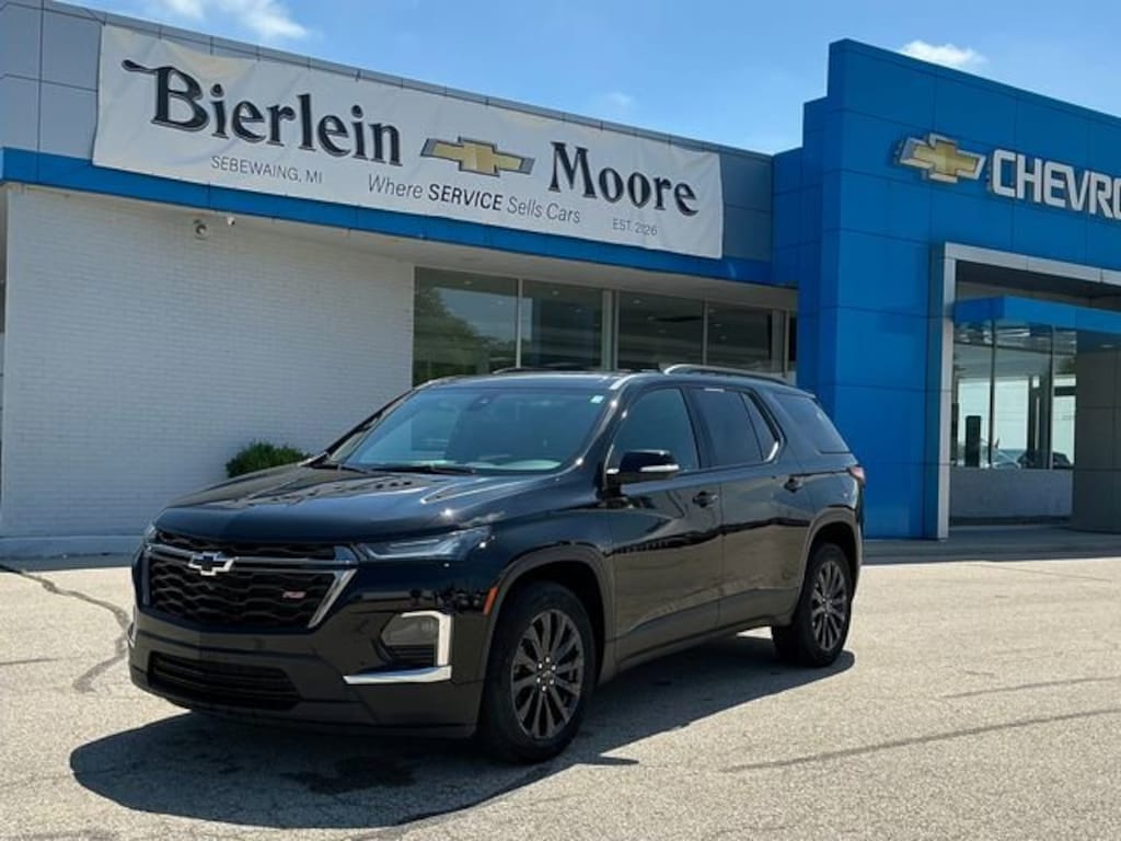 Used 2023 Chevrolet Traverse RS SUV