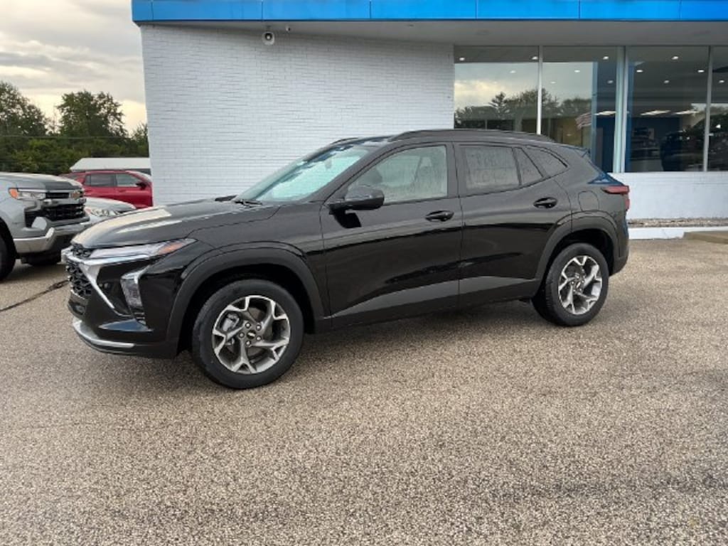 New 2026 Chevrolet Trax LT SUV