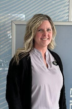 Staff member Shelly McGarry from ID_2c9926