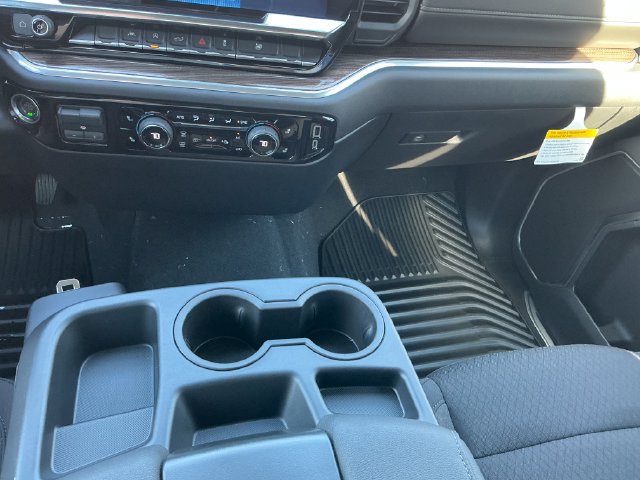 2026 Chevrolet Silverado 1500 LT - Photo 9
