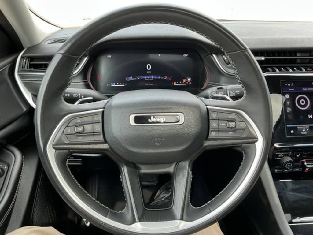 Used 2023 Jeep Grand Cherokee L Laredo 4x4 SUV