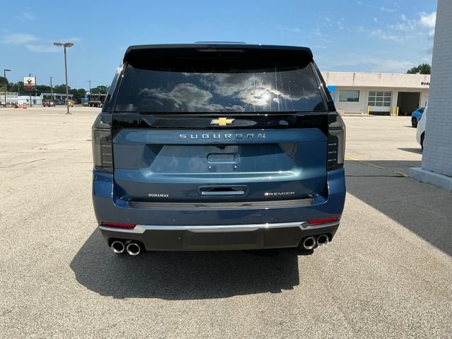 2025 Chevrolet Suburban Premier - Photo 22