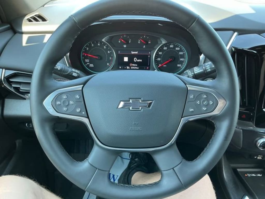 Used 2023 Chevrolet Traverse RS SUV