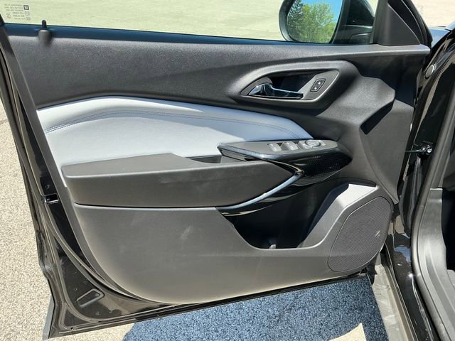 2026 Chevrolet Trax LT - Photo 6