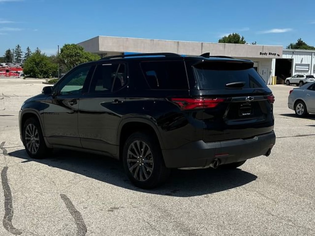 Used 2023 Chevrolet Traverse RS SUV