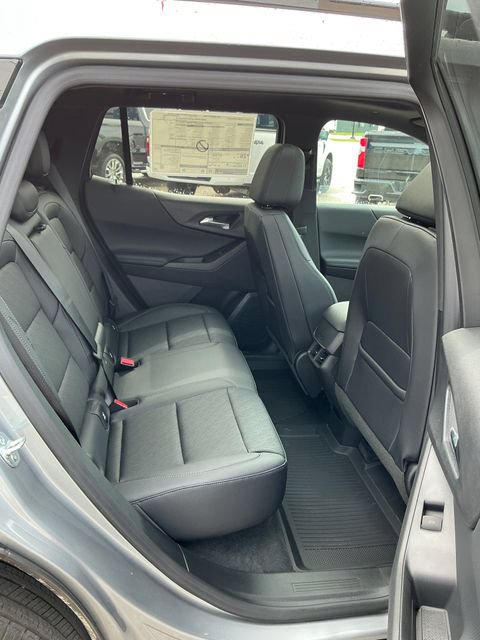 2027 Chevrolet Equinox LT - Photo 18