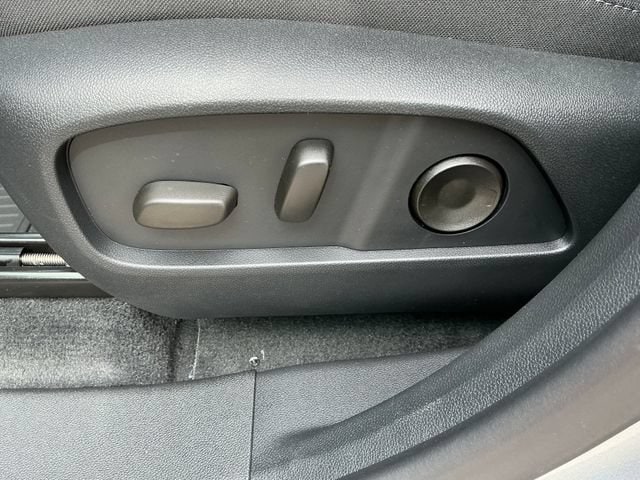 2027 Chevrolet Equinox LT - Photo 14