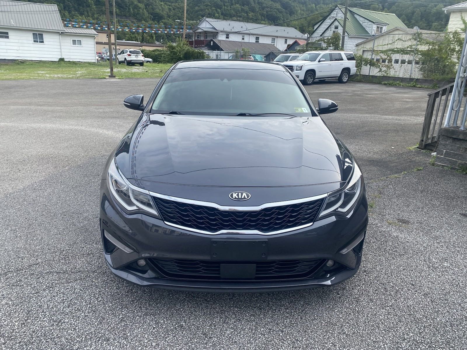 Used 2019 Kia Optima EX with VIN 5XXGU4L10KG299862 for sale in Williamson, WV