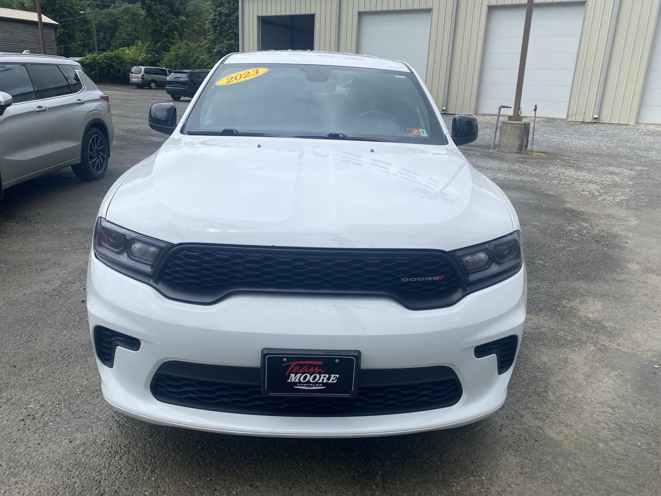 2023 Dodge Durango GT photo 2