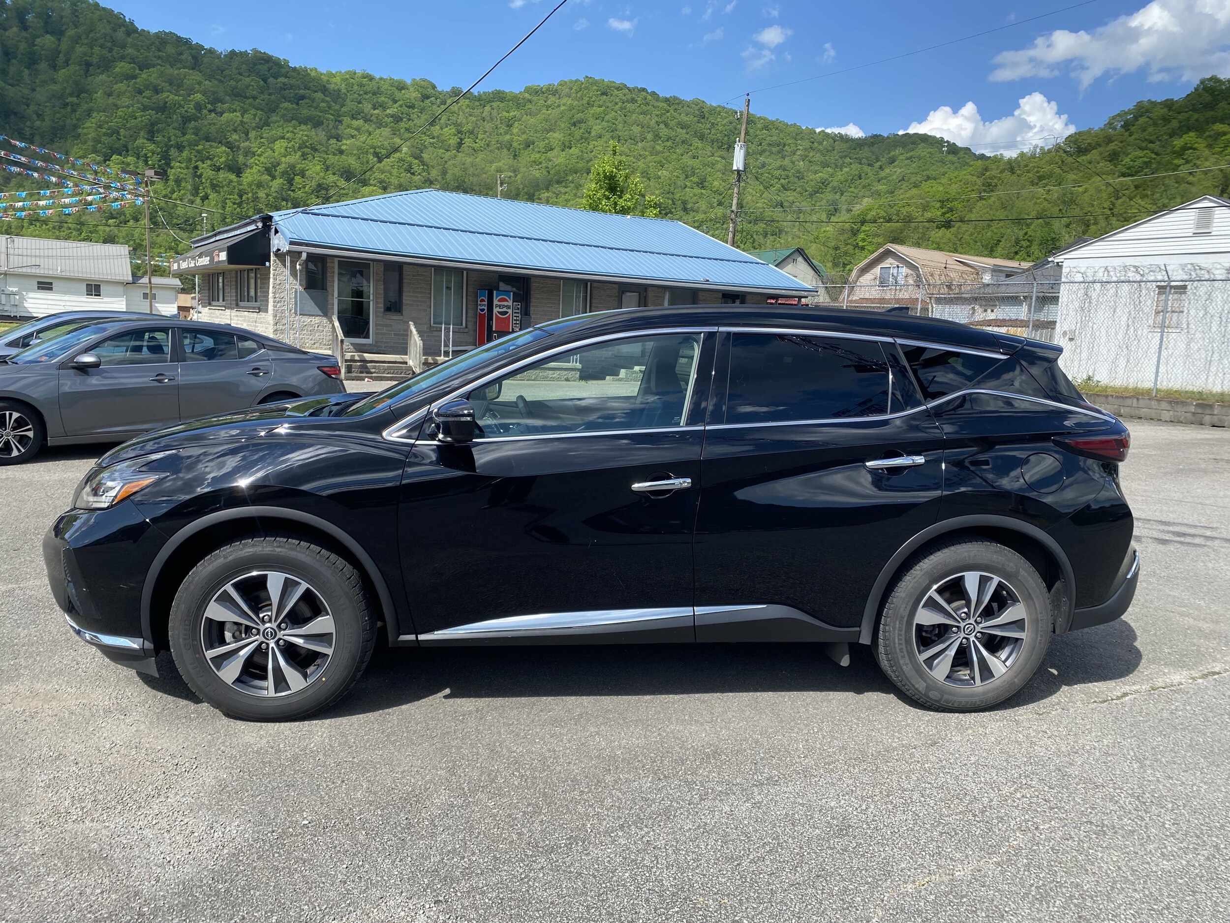 2023 Nissan Murano SV photo 4