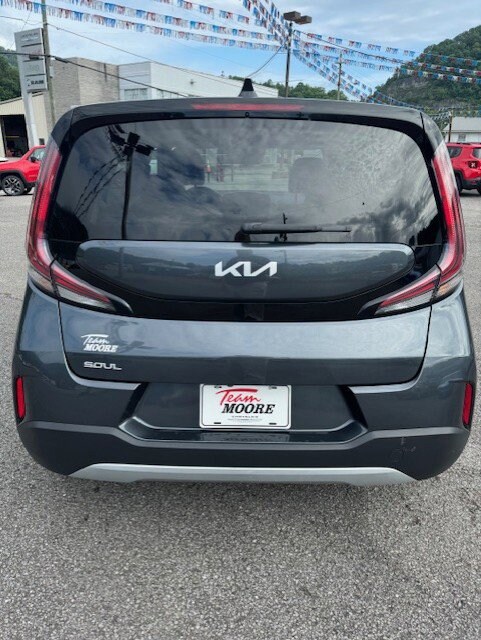 2023 Kia Soul LX photo 4