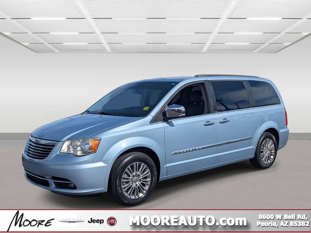 Used 2013 Chrysler Town & Country Touring-L Van
