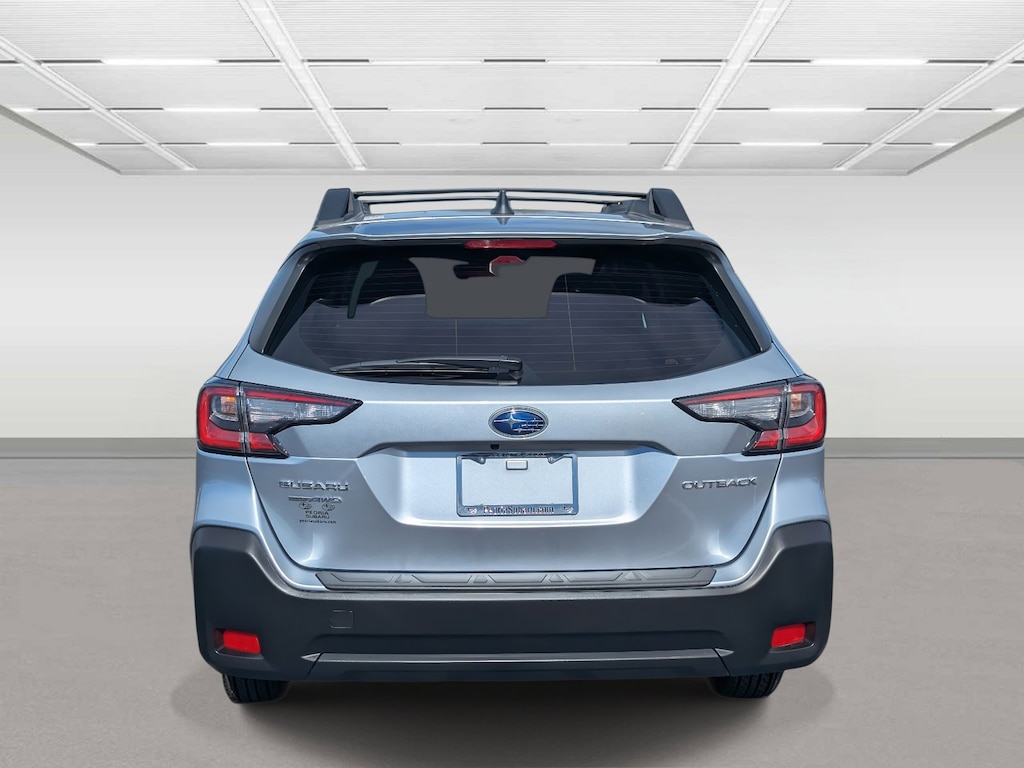 Used 2025 Subaru Outback Base SUV