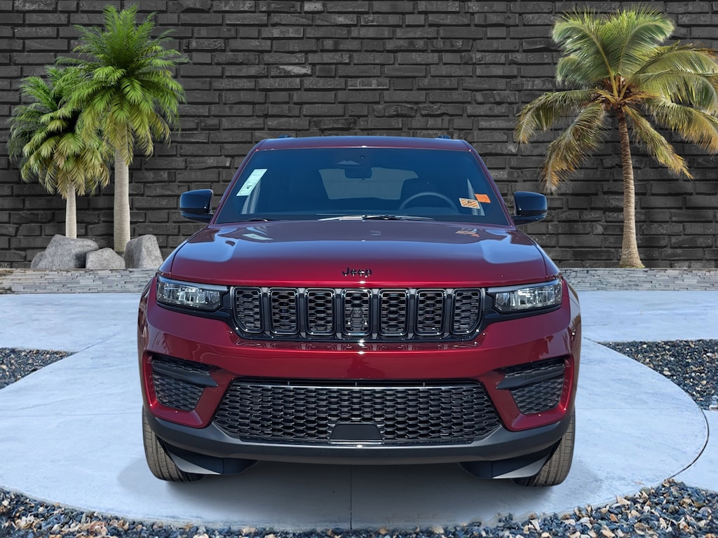 New 2025 Jeep Grand Cherokee Altitude Sport Utility
