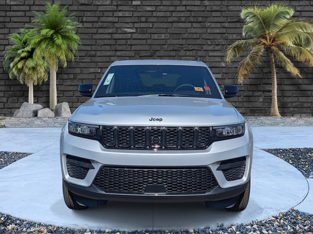 New 2025 Jeep Grand Cherokee Altitude Sport Utility