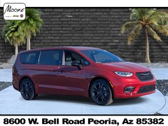 2026 Chrysler Pacifica Select Passenger Van