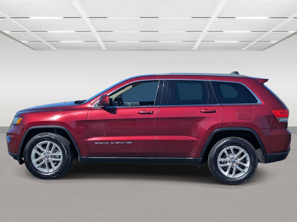 Used 2018 Jeep Grand Cherokee Laredo RWD SUV