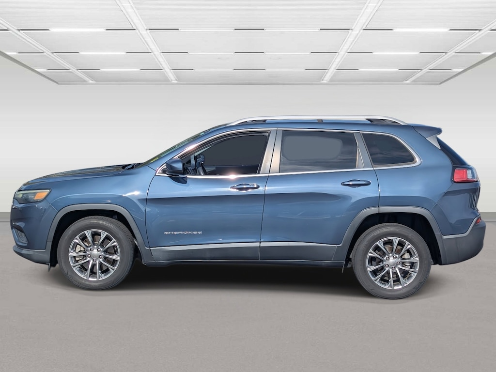 Used 2021 Jeep Cherokee Latitude Plus SUV