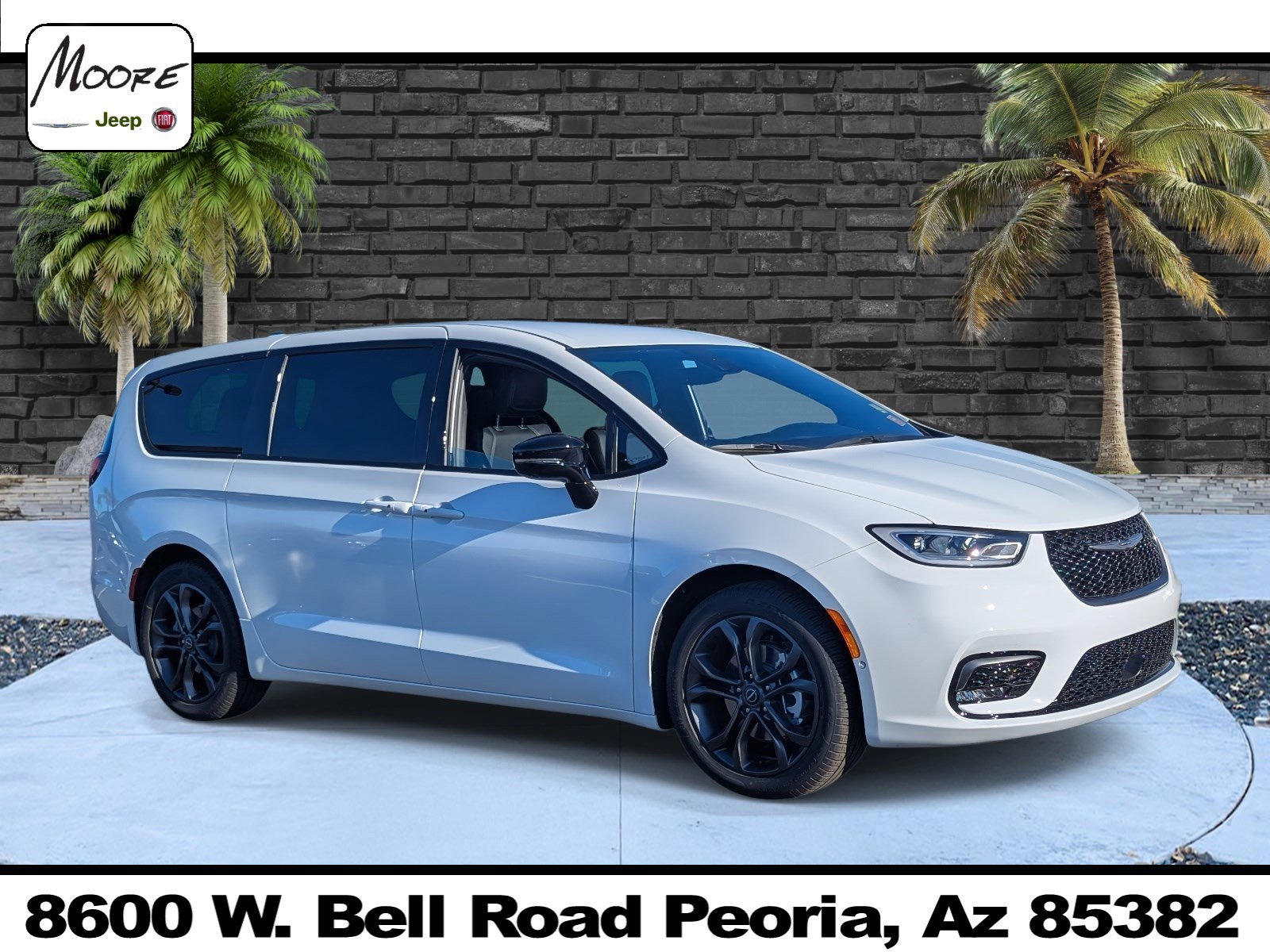 2026 Chrysler Pacifica Select's photo