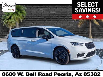 2026 Chrysler Pacifica Select Passenger Van