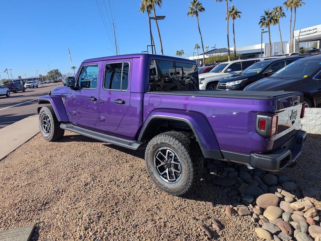 New 2026 Jeep Gladiator Sport S Pickup