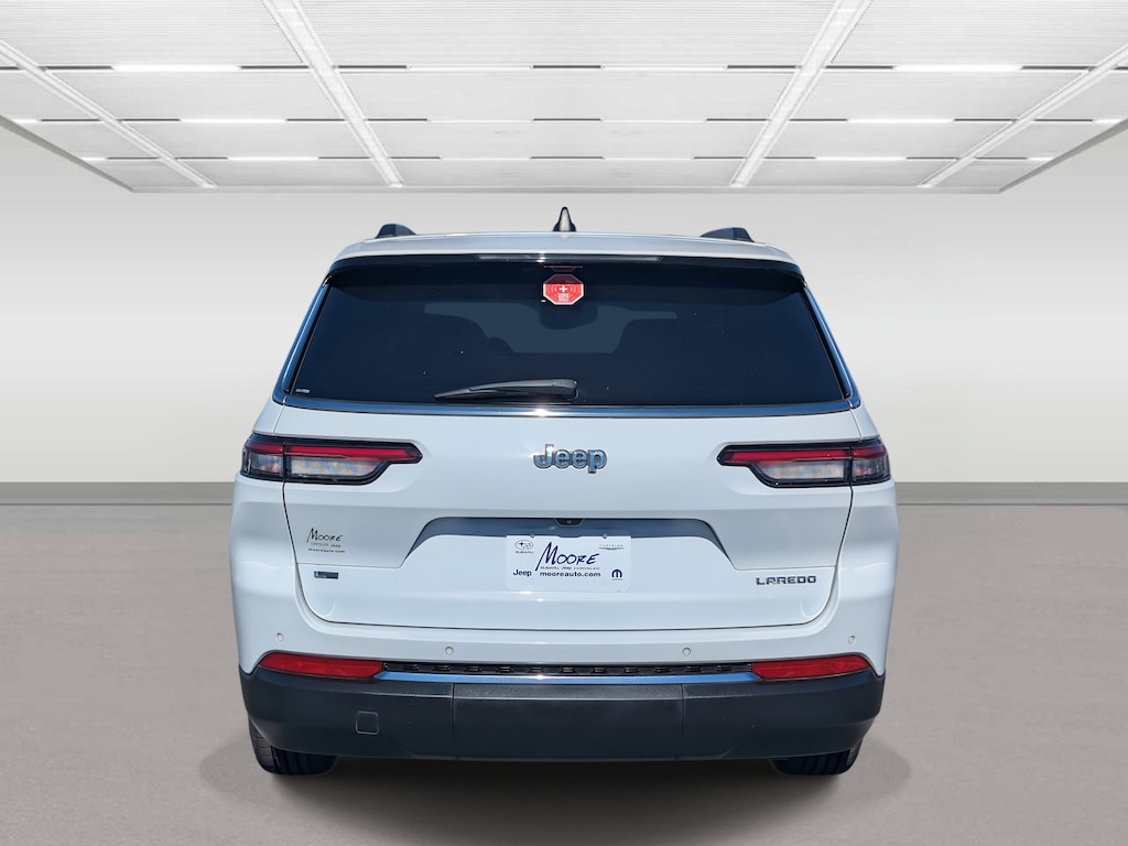 Used 2022 Jeep New Grand Cherokee Laredo SUV