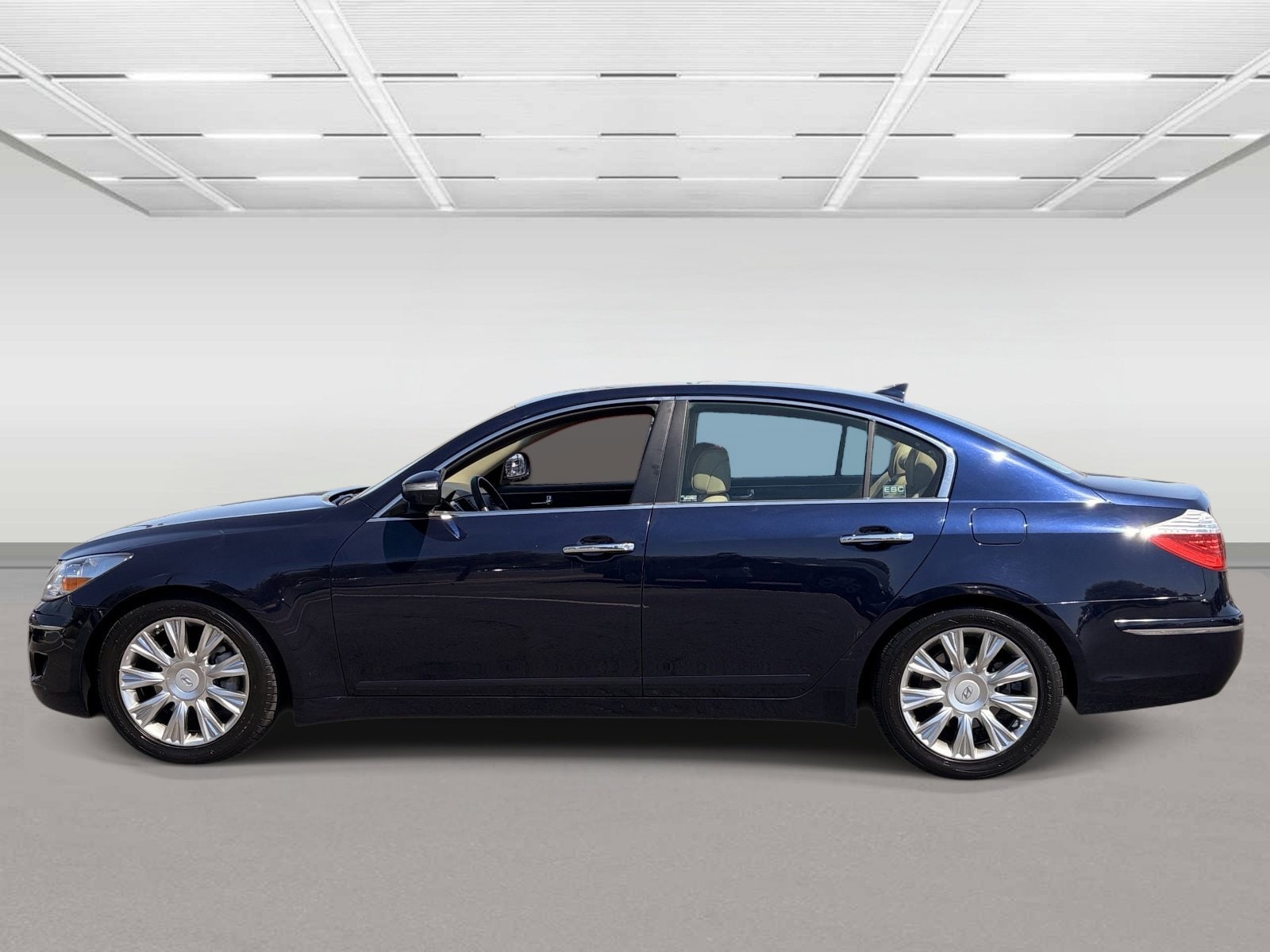 Used 2009 Hyundai Genesis 3.8 with VIN KMHGC46E29U046642 for sale in Peoria, AZ