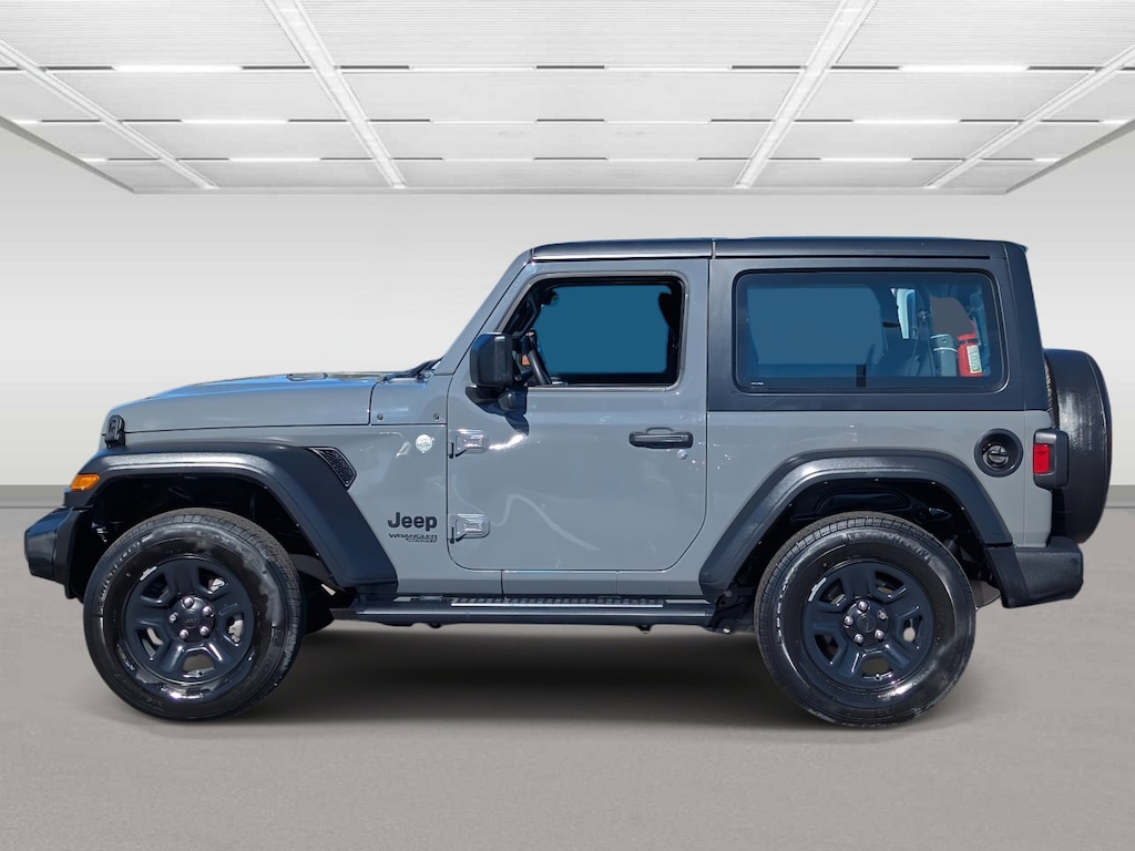 Used 2021 Jeep Wrangler Sport SUV