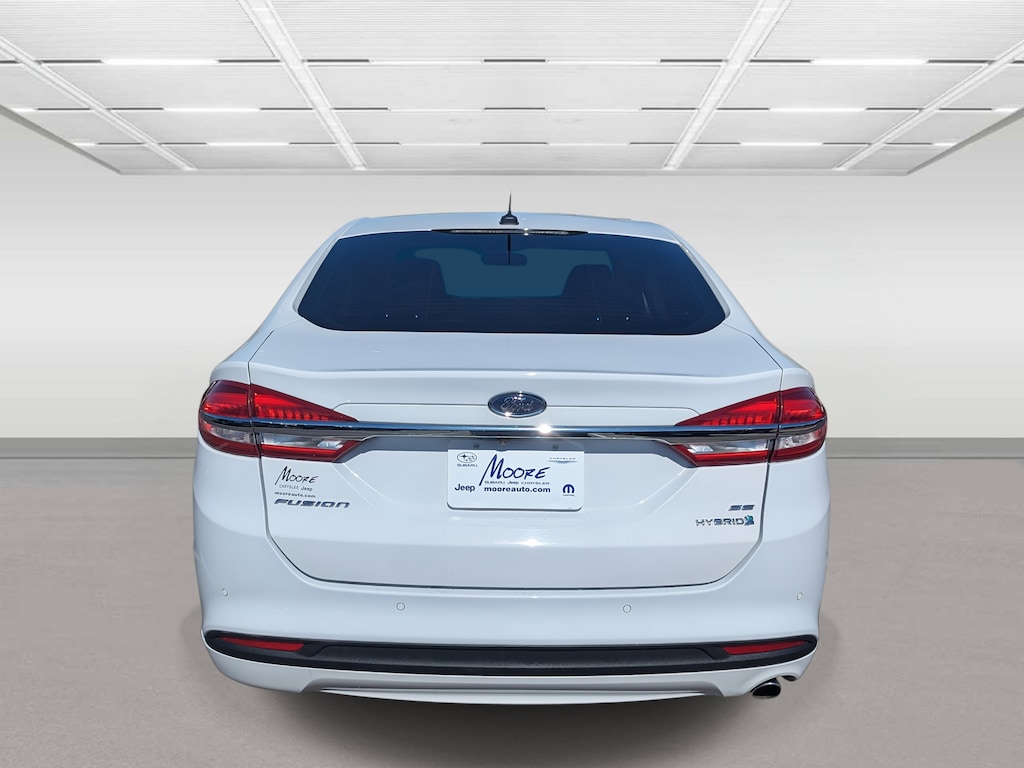 Used 2017 Ford Fusion Hybrid SE Sedan