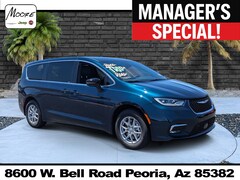 2025 Chrysler Pacifica Select Passenger Van