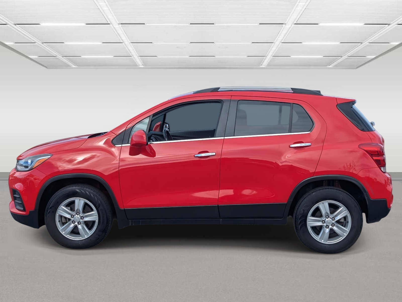 2018 Chevrolet Trax LT photo 2