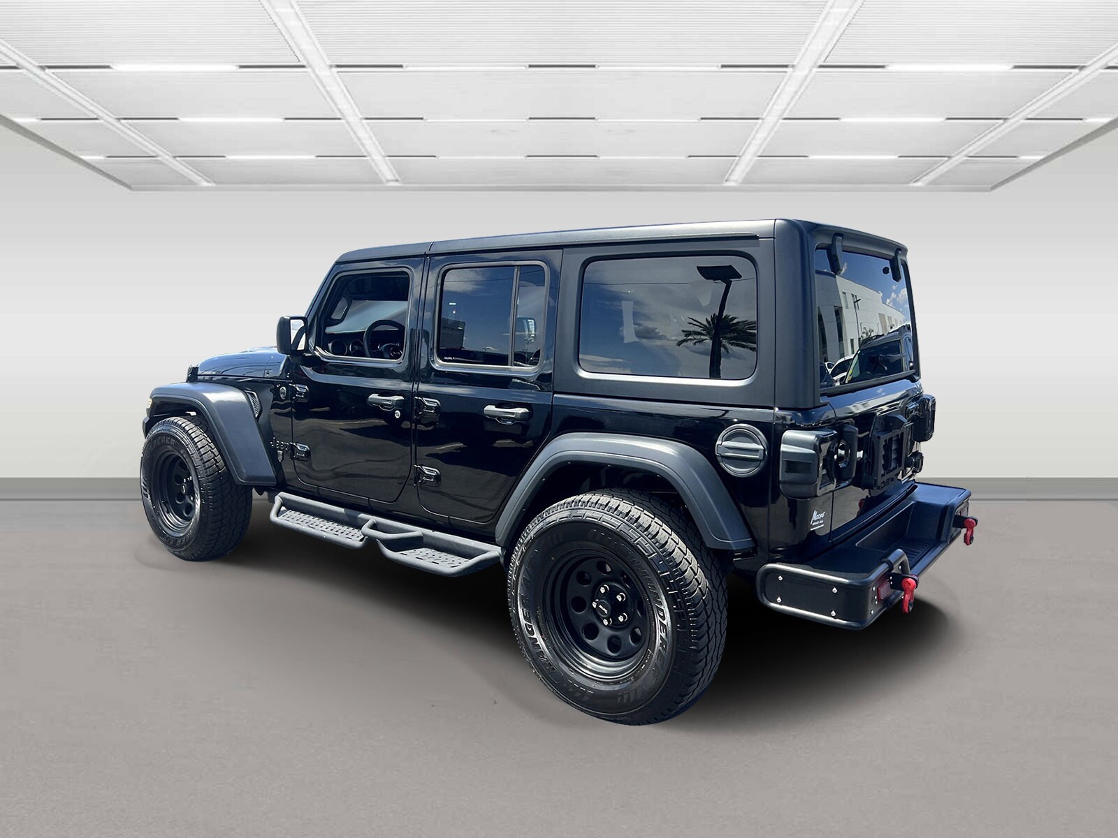 2023 Jeep Wrangler Sport photo 3