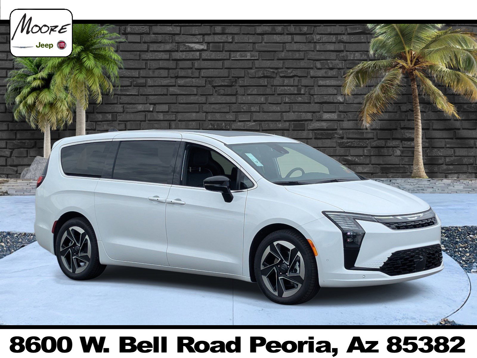 2027 Chrysler Pacifica Limited's photo