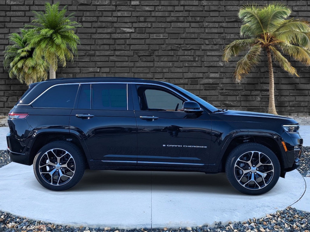 New 2025 Jeep Grand Cherokee Summit Reserve Sport Utility