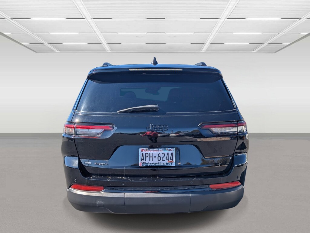 Used 2022 Jeep New Grand Cherokee Laredo SUV