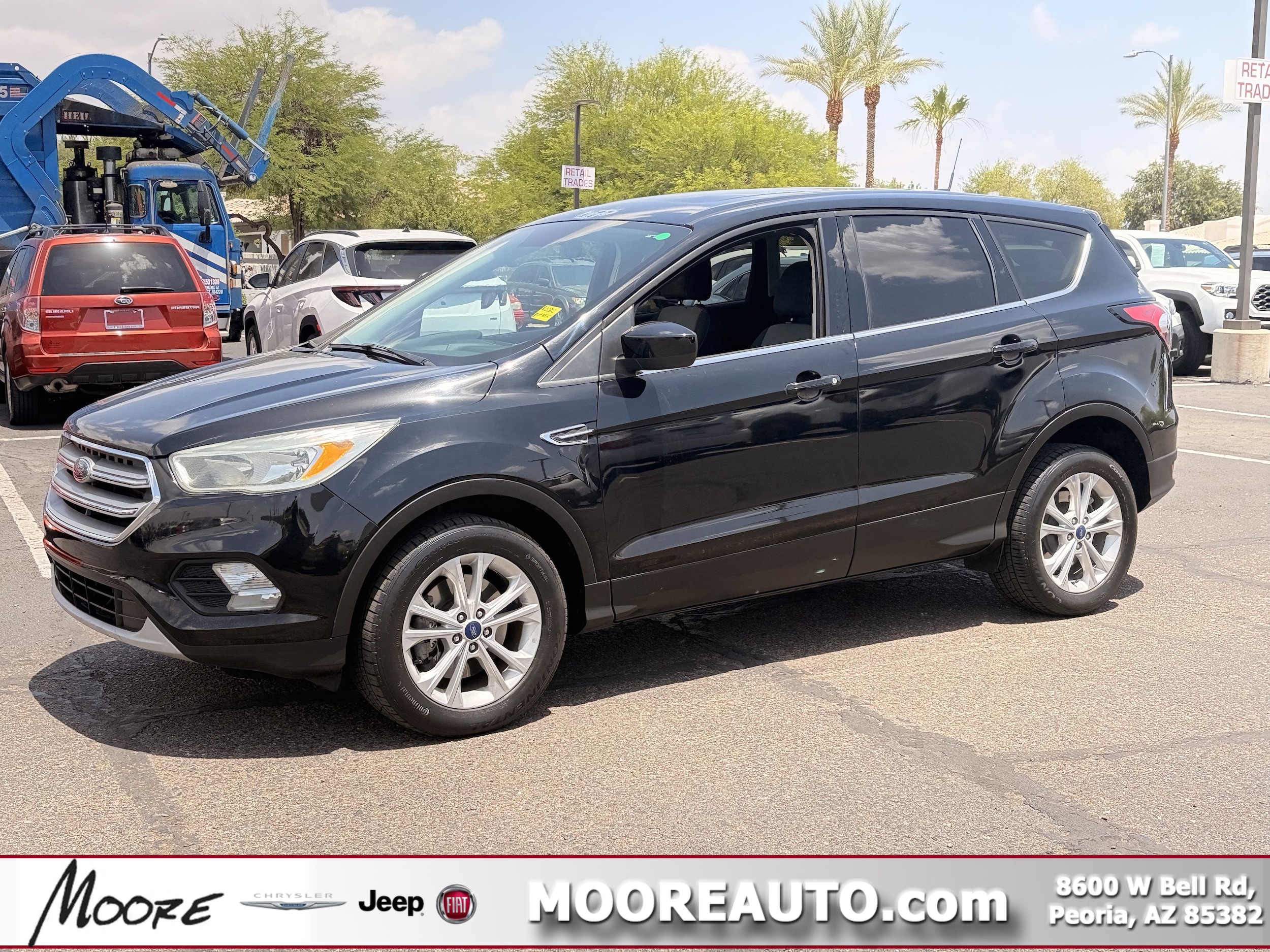 2017 Ford Escape SE's photo