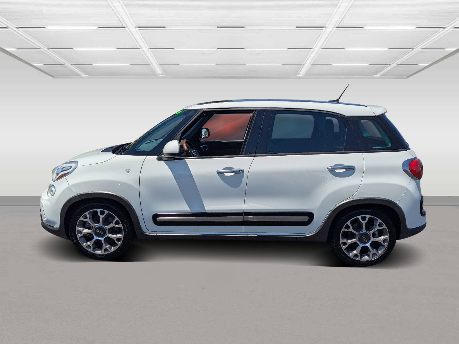 Used 2014 FIAT 500L Trekking with VIN ZFBCFADH7EZ006207 for sale in Peoria, AZ