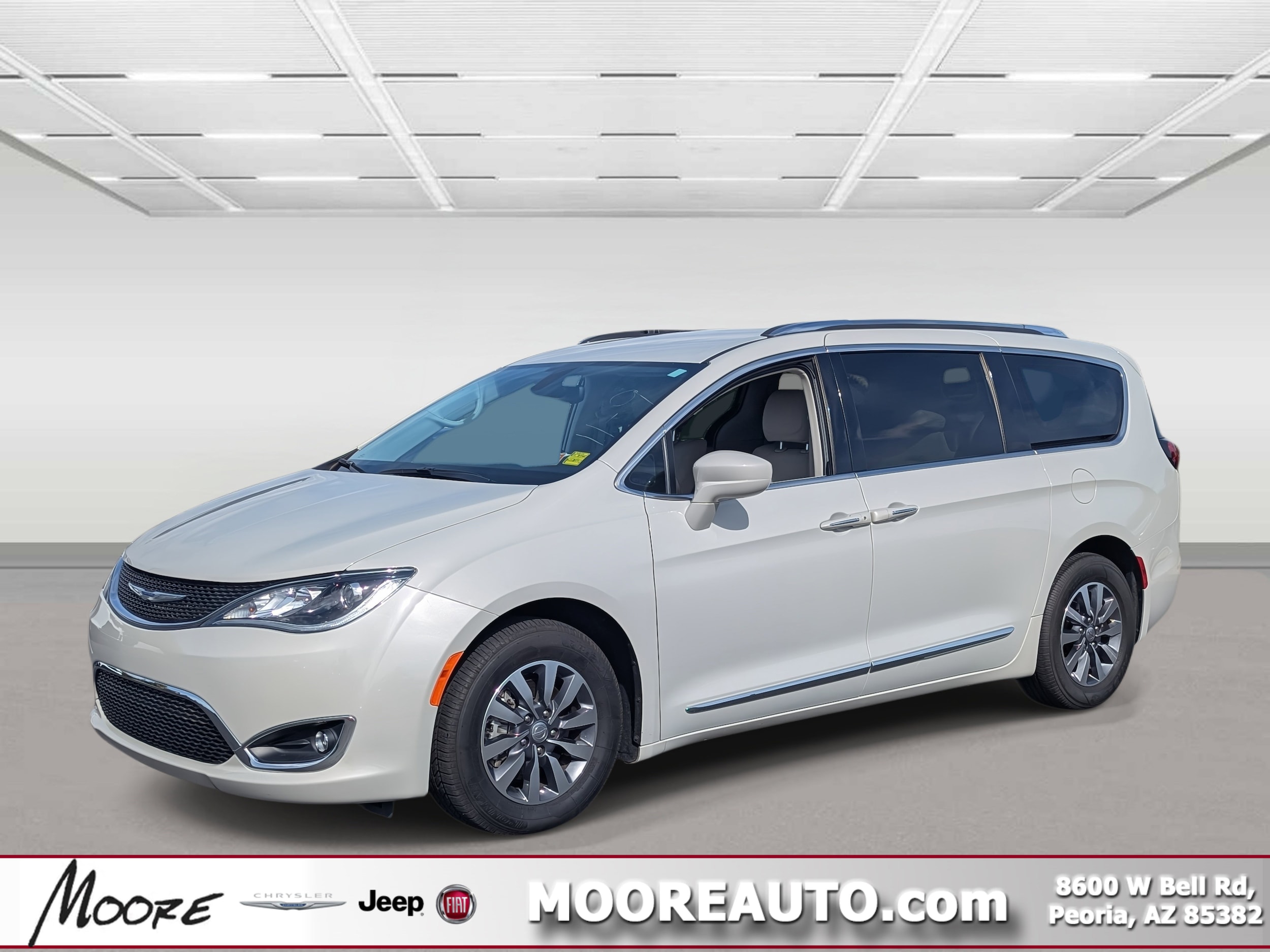 2020 Chrysler Pacifica Touring L Plus's photo
