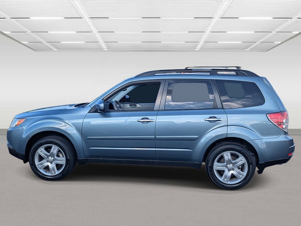 Used 2010 Subaru Forester 2.5X Limited w/Nav SUV