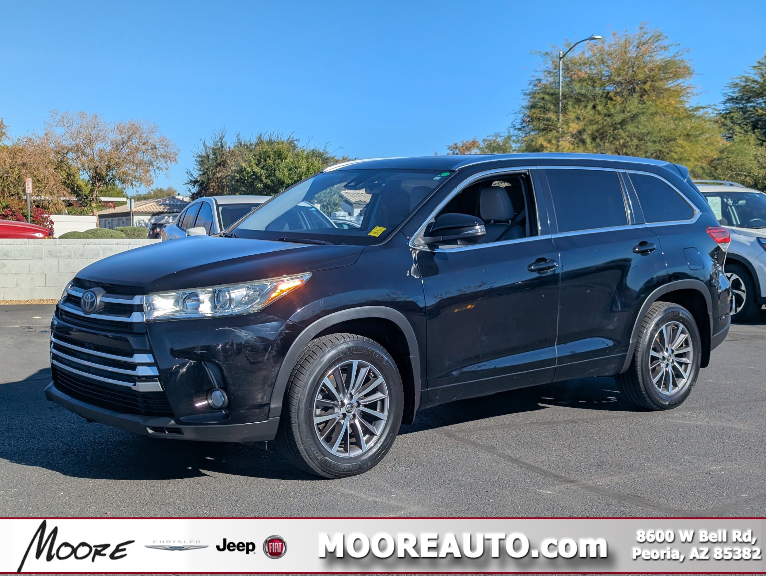 2017 Toyota Highlander XLE's photo