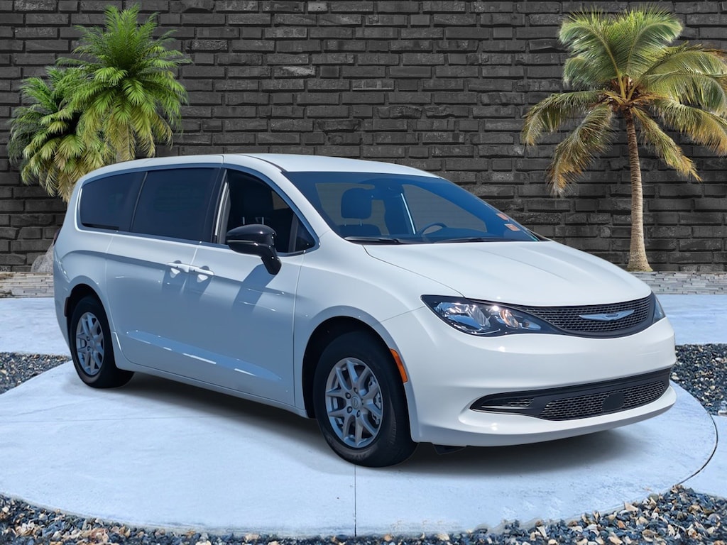 Used 2025 Chrysler Voyager LX Van Passenger Van