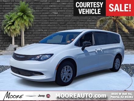 2025 Chrysler Voyager LX Van Passenger Van