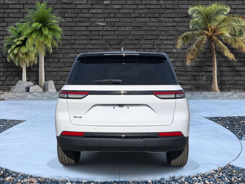 New 2025 Jeep Grand Cherokee Limited Sport Utility