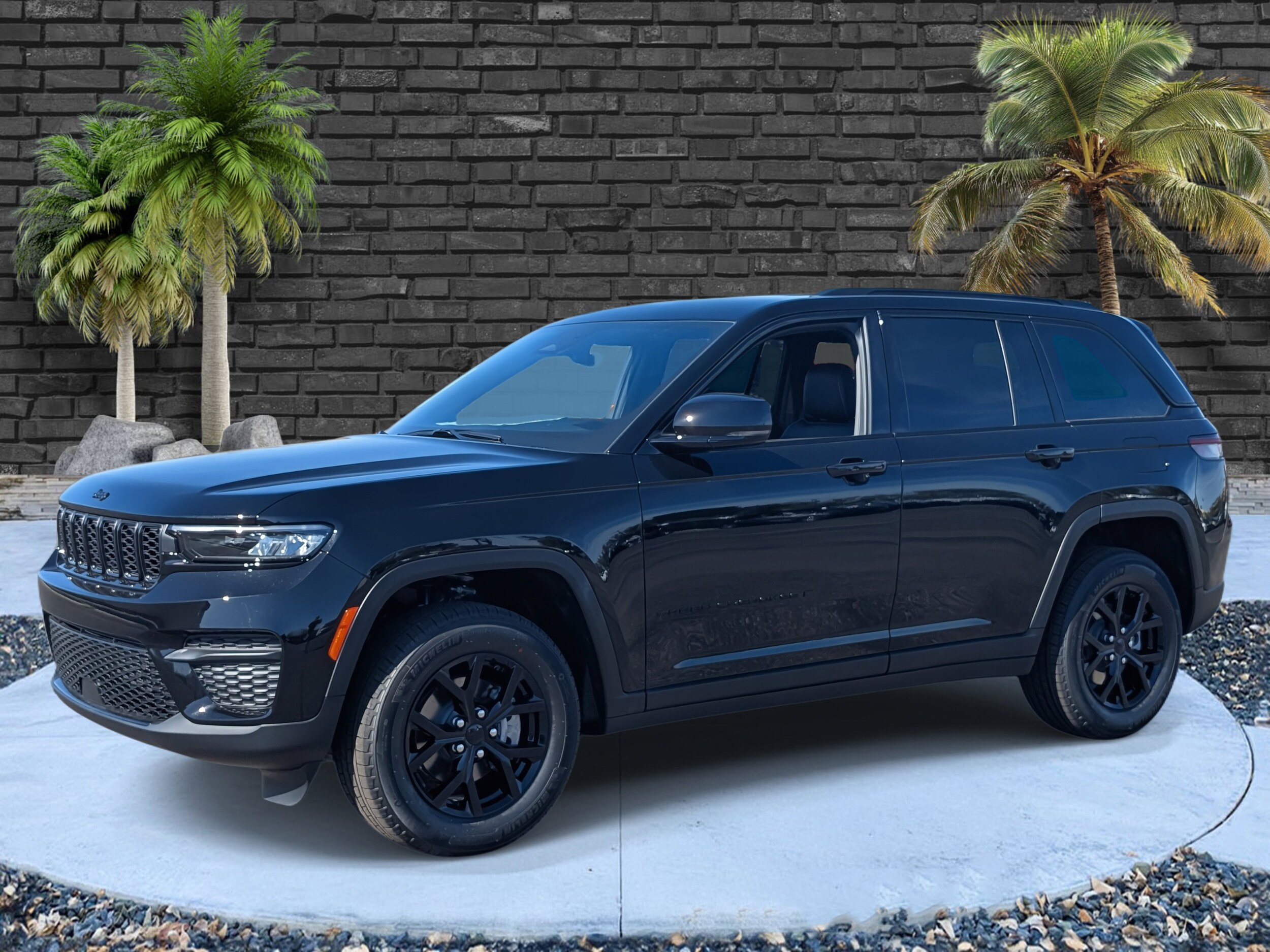 2025 Jeep Grand Cherokee Altitude Sport photo 3