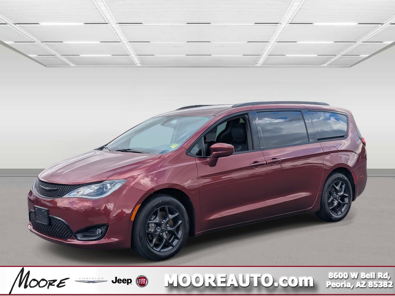 2018 Chrysler Pacifica Touring L Plus's photo